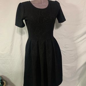 LuLaRoe Amelia Dress in solid black print!